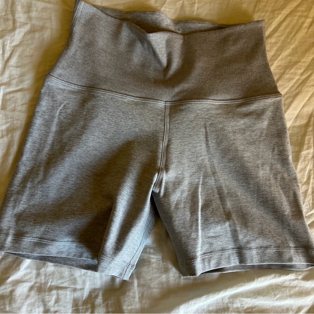 Aritzia Golden Golden Heather Grey Bike Short
